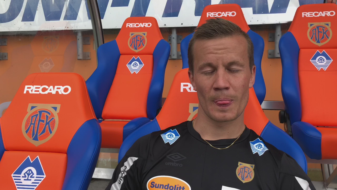 D94EA825-AF8F-4B70-9072-59198DAF02F2.MOV